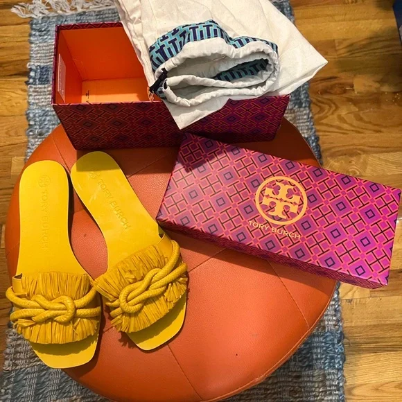 Tory Burch Yellow Raffia Sandals with Ruffled Bow - Picture 2 of 5